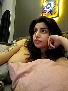 Snapshot of Esmertarcinim chatting on January 2025 06:39:01 PM Esmertarcinim online show from January 2025 06:39:01 PM