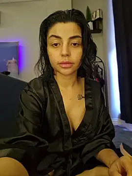 Esmertarcinim online show from April 2026 01:39:01 PM