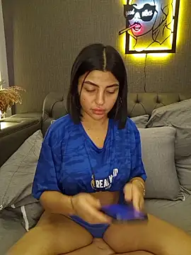 Esmertarcinim online show from January 2026 03:49:01 PM