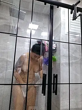 Snapshot of Esmertarcinim chatting on October 2025 12:17:01 PM Esmertarcinim online show from October 2025 12:17:01 PM