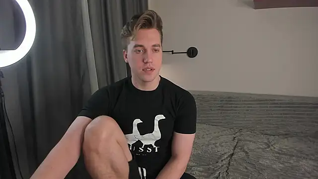 AustinButler online show from December 2024 08:03:02 PM