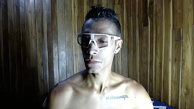 Snapshot of DEMARCOUS_NM chatting on February 2026 09:25:01 PM DEMARCOUS NM online show from February 2026 09:25:01 PM