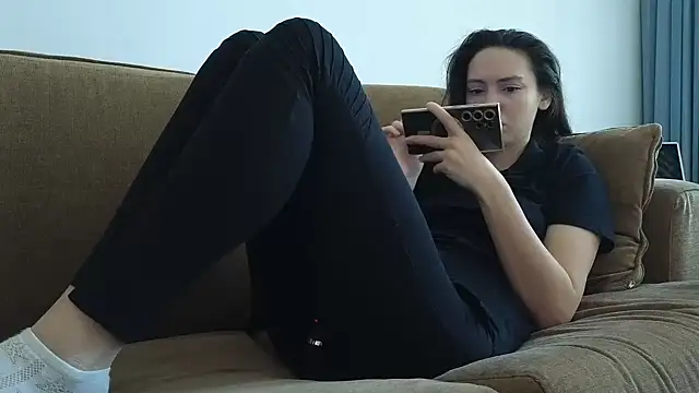 Mr-and-Mrs-Smith online show from December 2025 10:26:01 AM