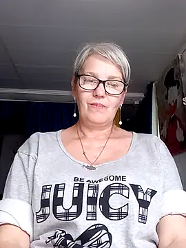 irinamaux online show from June 2026 05:57:01 AM