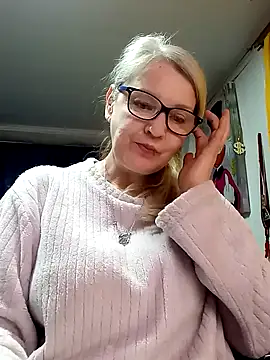 irinamaux online show from April 2026 03:08:02 AM