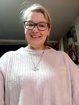 irinamaux online show from May 2026 04:09:01 AM