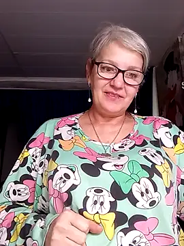 irinamaux online show from June 2026 05:40:01 AM