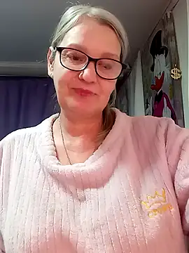 irinamaux online show from February 2026 06:41:01 PM