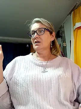 irinamaux online show from May 2026 01:56:01 PM