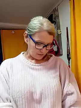 irinamaux online show from March 2026 12:07:01 PM