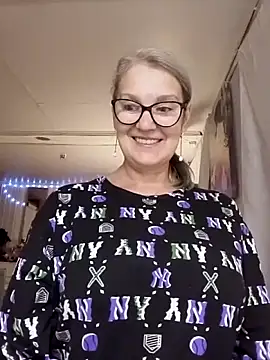 irinamaux online show from December 2025 07:19:01 AM