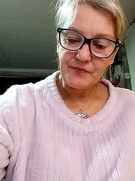 irinamaux online show from April 2026 01:42:02 AM