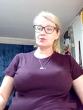 irinamaux online show from May 2026 05:16:02 PM