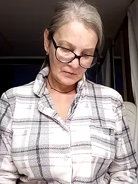 irinamaux online show from October 2025 04:22:01 AM