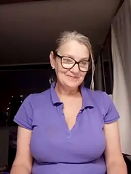 irinamaux online show from October 2025 02:54:02 AM