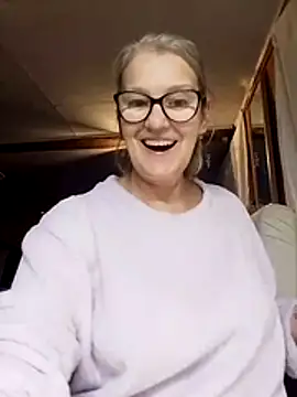 irinamaux online show from October 2025 11:20:02 AM