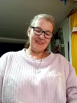 irinamaux online show from May 2026 03:54:01 PM