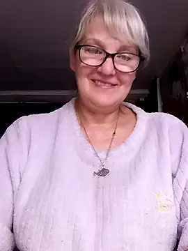 irinamaux online show from July 2026 06:47:02 AM