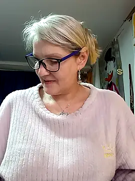 irinamaux online show from April 2026 01:52:02 AM