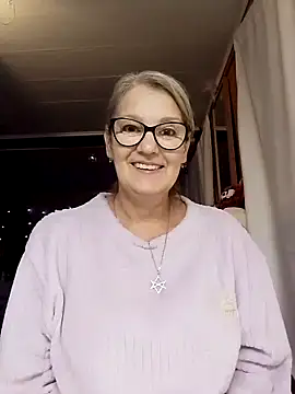 irinamaux online show from November 2025 08:07:02 AM