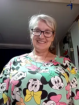 irinamaux online show from May 2026 09:37:02 PM