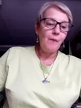 irinamaux online show from June 2026 03:17:01 PM