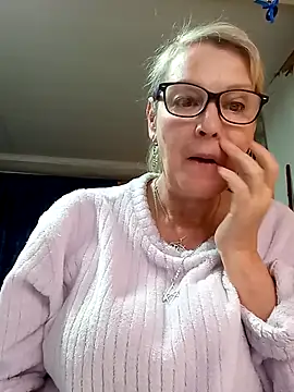 irinamaux online show from April 2026 04:30:01 AM