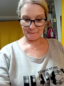 irinamaux online show from March 2026 04:56:01 PM