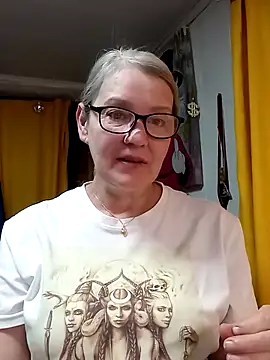 irinamaux online show from March 2026 11:14:01 PM