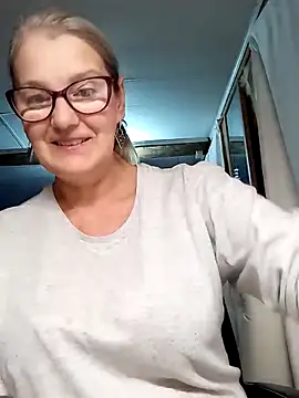 irinamaux online show from October 2025 05:08:02 AM