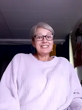 irinamaux online show from June 2026 07:57:02 AM