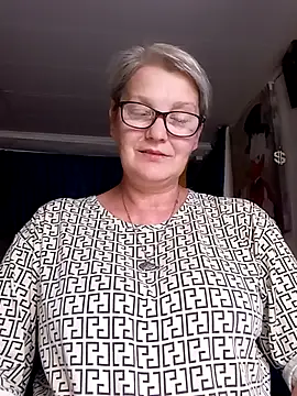 irinamaux online show from July 2026 08:20:02 PM