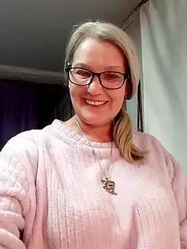 irinamaux online show from February 2026 04:26:01 PM