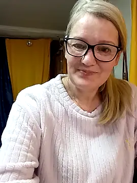 irinamaux online show from March 2026 04:01:02 AM