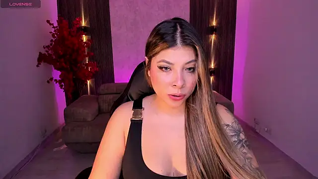 Snapshot of celeste_rosse chatting on March 2025 03:13:01 AM celeste rosse online show from March 2025 03:13:01 AM