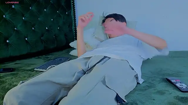 Levii Ackermann online show from February 2026 01:55:01 PM