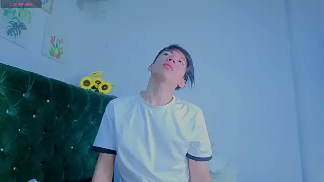 Levii Ackermann online show from March 2026 02:17:02 PM