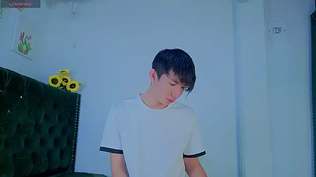 Levii Ackermann online show from April 2026 01:48:01 PM