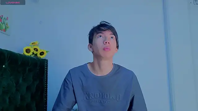 Levii Ackermann online show from April 2026 04:21:01 PM