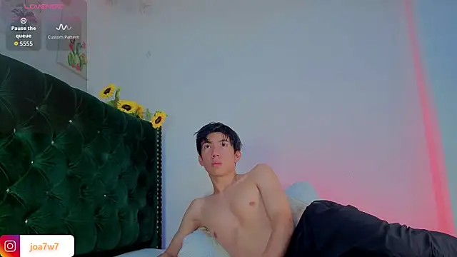 Levii Ackermann online show from February 2026 04:42:01 AM