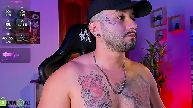 Snapshot of Alex_maraj chatting on December 2025 12:12:01 AM Alex maraj online show from December 2025 12:12:01 AM