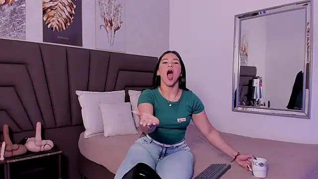 Sofi Perez  online show from October 2025 11:22:02 AM