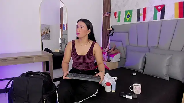 Sofi Perez  online show from July 2026 11:09:01 AM
