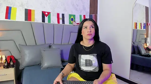 Sofi Perez  online show from July 2026 11:28:01 AM