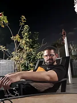 Zander823 online show from February 2026 04:32:01 AM