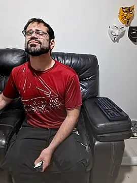 Zander823 online show from May 2026 11:25:01 PM