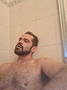 Zander823 online show from May 2026 04:28:01 AM