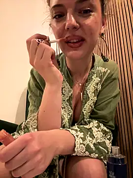 Snapshot of LexyGold chatting on October 2025 12:50:02 PM LexyGold online show from October 2025 12:50:02 PM