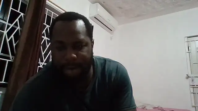 Bighood T online show from October 2025 01:40:01 AM