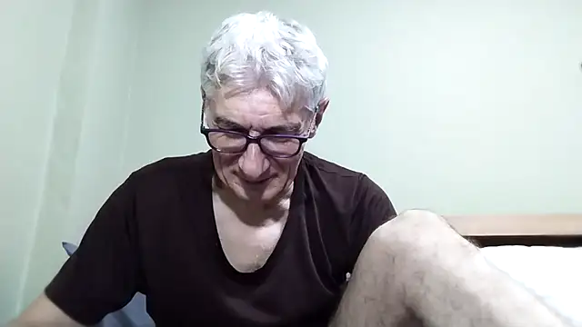 BIGUNCUTHARDCOCK online show from November 2025 01:04:01 PM